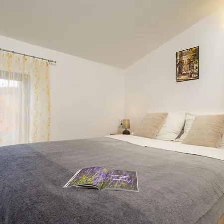 Silvana 74 Daire Pula