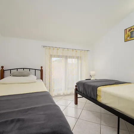 Silvana 74 * Pula