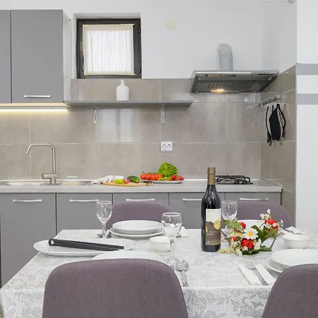 Silvana 74 Apartman *