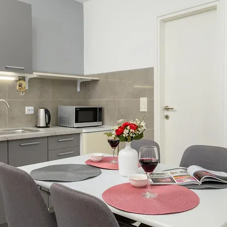 Silvana 74 Apartman *