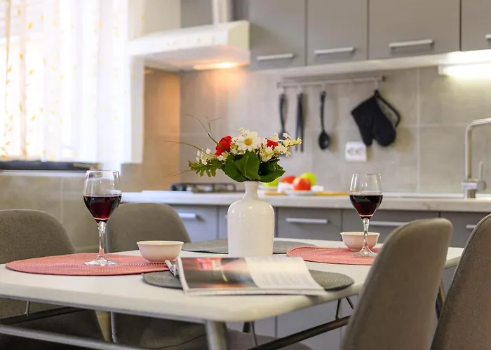 Silvana 74 شقة بولا