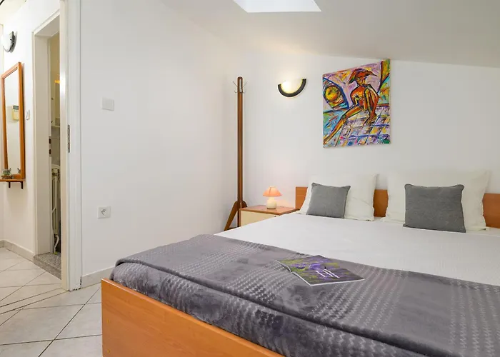 Silvana 74 * بولا